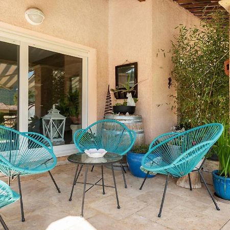 Chambre Et Table D'Hotes Villa Pomponette Nans-les-Pins Exteriör bild