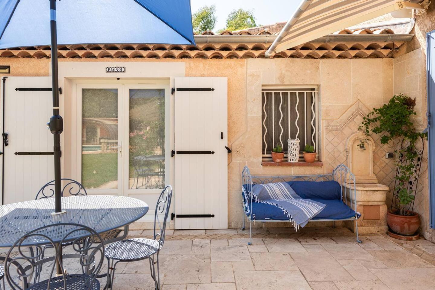 Chambre Et Table D'Hotes Villa Pomponette Nans-les-Pins Exteriör bild