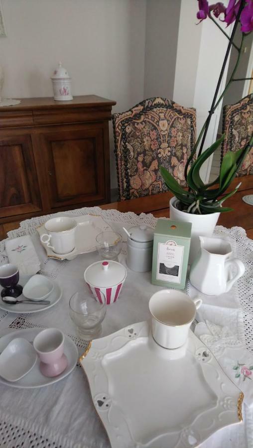 Chambre Et Table D'Hotes Villa Pomponette Nans-les-Pins Exteriör bild